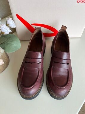 BUENO Annie Leather Loafer in Merlot 🌸 sz 38